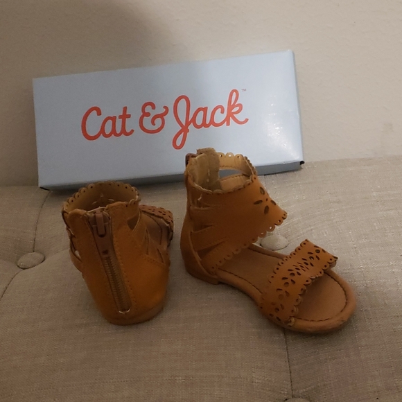 Cat & Jack Tan Sandals- Toddler Girl Size 5 - Picture 3 of 4